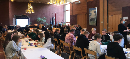 Veteraanipäivän juhlaa vietettiin Kärkölän seurakuntakeskuksella